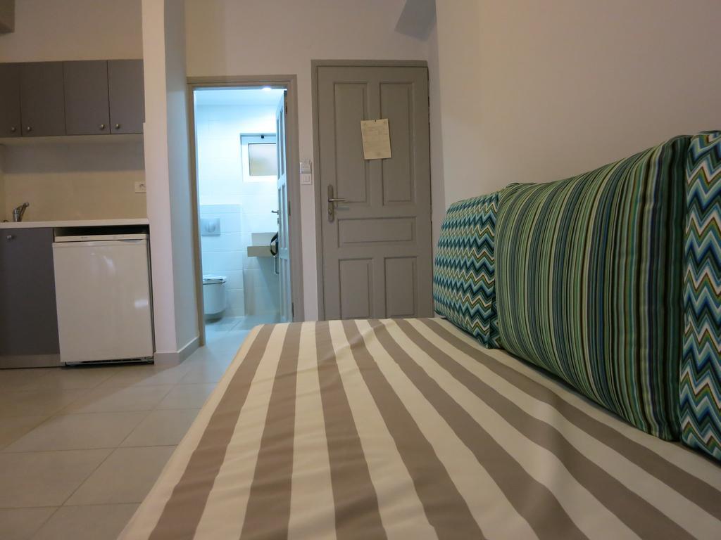 Amaryllis Aparthotel ปลาเตเนียส ห้อง รูปภาพ