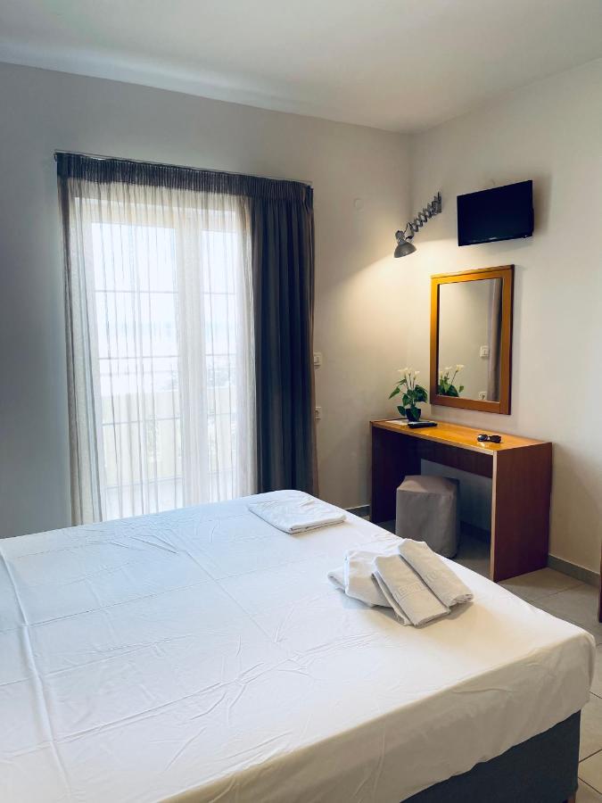 Amaryllis Aparthotel ปลาเตเนียส ภายนอก รูปภาพ