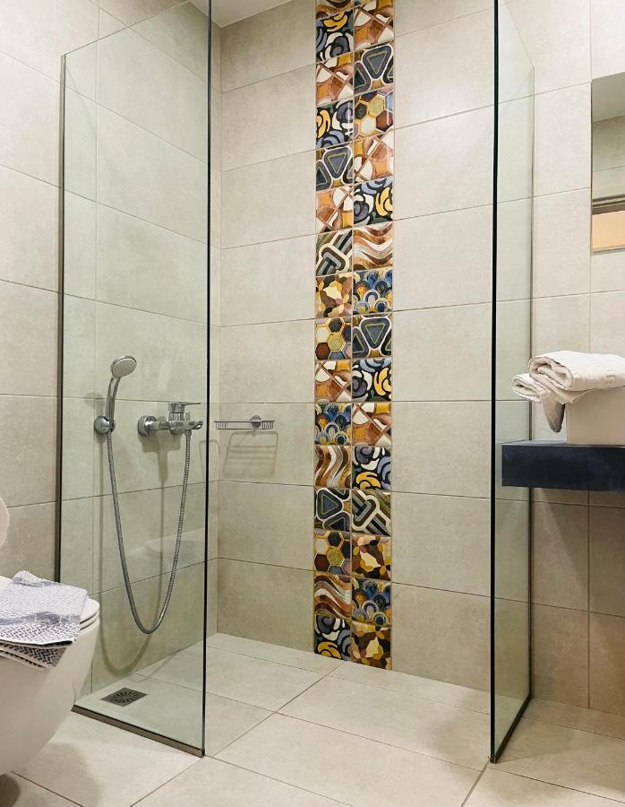 Amaryllis Aparthotel ปลาเตเนียส ภายนอก รูปภาพ