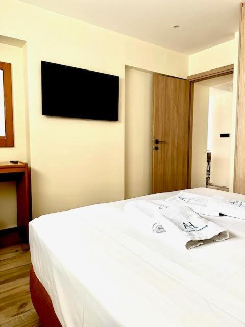 Amaryllis Aparthotel ปลาเตเนียส ภายนอก รูปภาพ