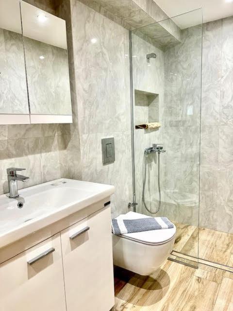 Amaryllis Aparthotel ปลาเตเนียส ภายนอก รูปภาพ