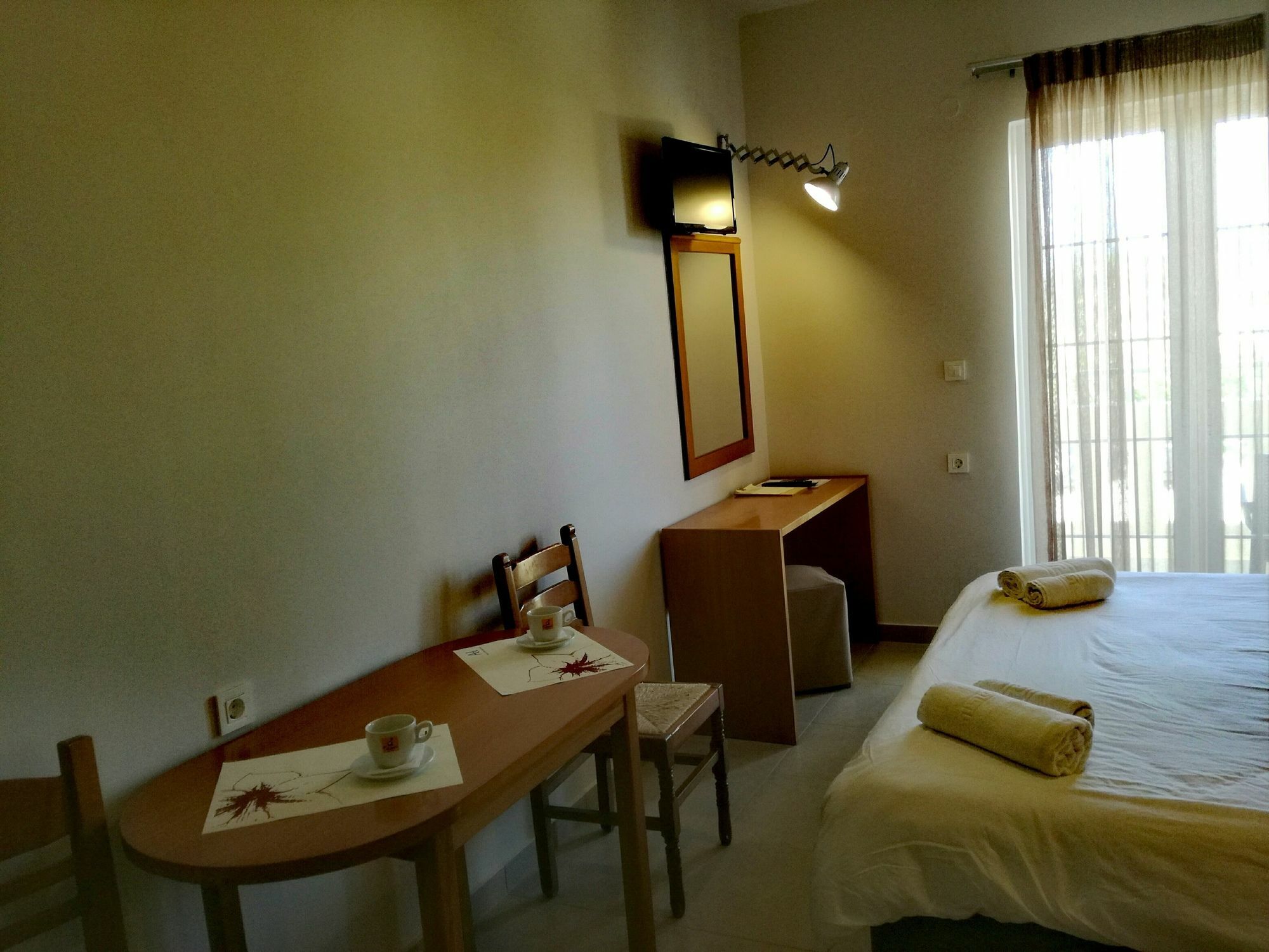 Amaryllis Aparthotel ปลาเตเนียส ภายนอก รูปภาพ
