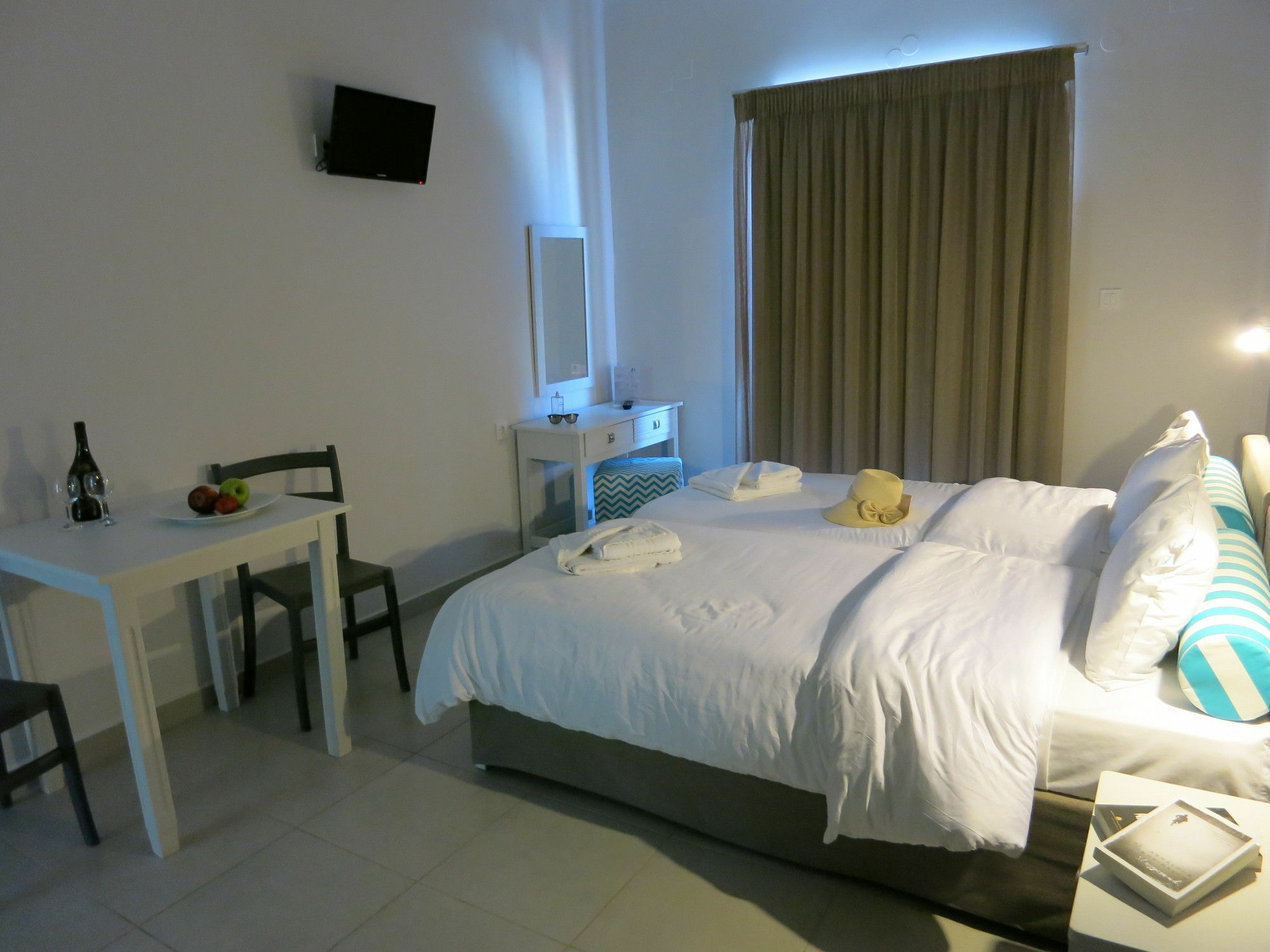 Amaryllis Aparthotel ปลาเตเนียส ภายนอก รูปภาพ