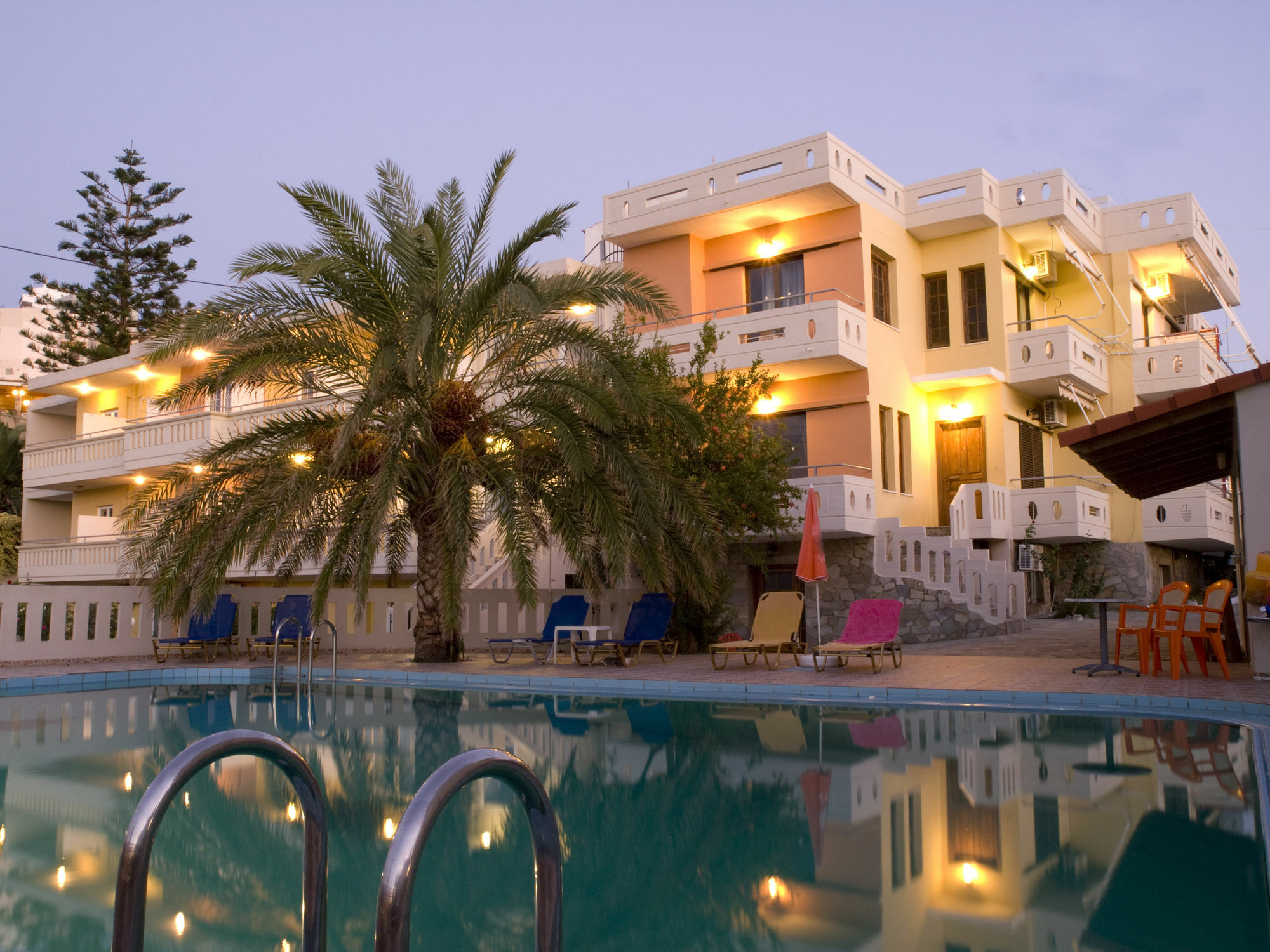 Amaryllis Aparthotel ปลาเตเนียส ภายนอก รูปภาพ